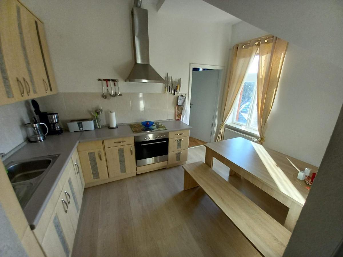 Schwarzer Adler Ferienwohnung Mit 3 Schlafzimmer, Wz, Kueche, Bad Markisch Buchholz Exterior photo